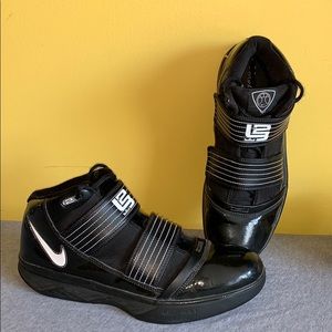 Nike Lebron Zoom Soldier 3
